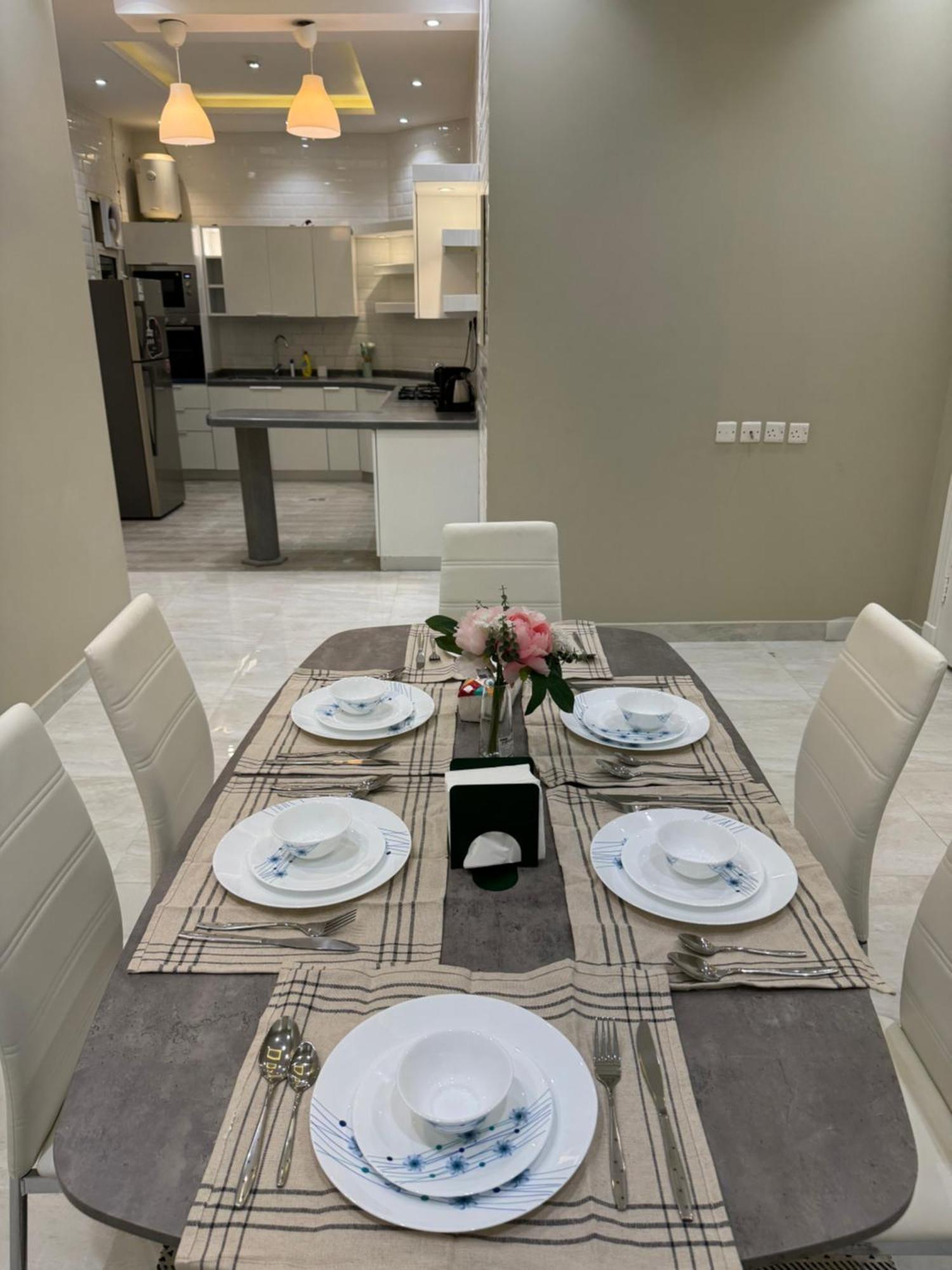 Elegant In Al-narjis أنيقة بثلاث غرف وصالة تسجيل ذاتي Riyadh