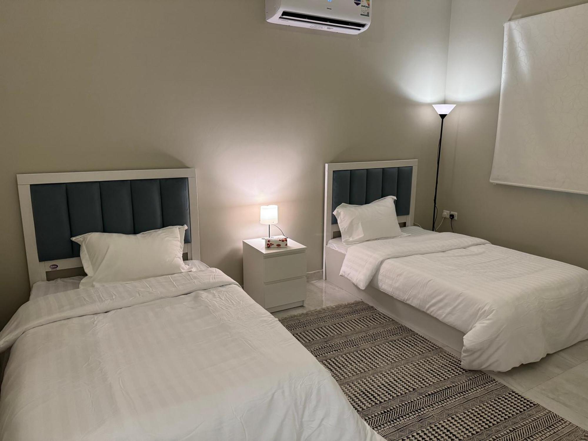 अपार्टमेंट Elegant In Al-narjis أنيقة بثلاث غرف وصالة تسجيل ذاتي
